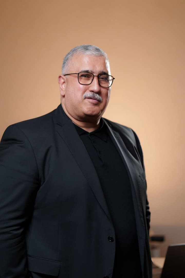 Elshan Musayev, Gründer von Decision Office